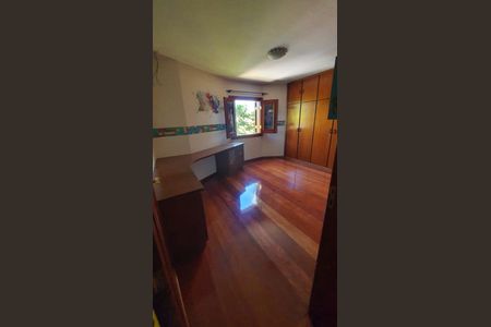 Casa à venda com 500m², 4 quartos e 7 vagasQuarto