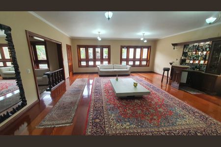 Sala de casa à venda com 4 quartos, 500m² em Interlagos, São Paulo