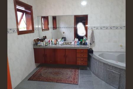 Casa à venda com 500m², 4 quartos e 7 vagasBanheiro