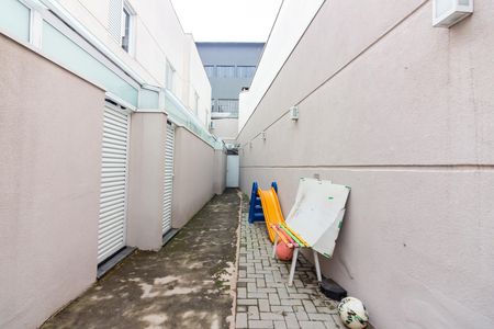 Área comum de casa para alugar com 2 quartos, 75m² em I.a.p.i., Osasco