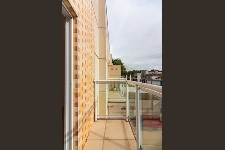 Sacada de casa para alugar com 2 quartos, 75m² em I.a.p.i., Osasco
