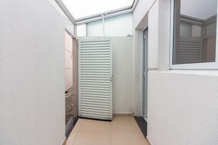 Área de Serviço de casa para alugar com 2 quartos, 75m² em I.a.p.i., Osasco