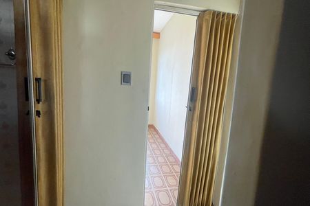 Apartamento para alugar com 90m², 2 quartos e sem vaga Apartamento para alugar com 90m², 2 quartos e sem vagaCorredor