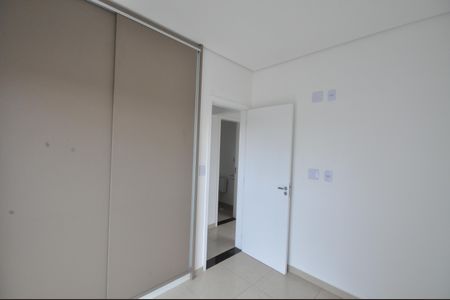 Quarto 1 de apartamento para alugar com 2 quartos, 40m² em Vila Guilherme, São Paulo