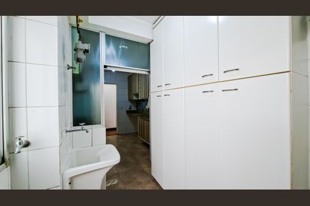 Apartamento à venda com 60m², 2 quartos e 1 vagaÁrea de Serviço