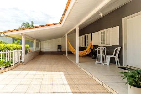 Área Externa de casa para alugar com 3 quartos, 85m² em Ingleses do Rio Vermelho, Florianópolis