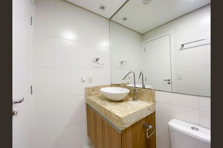 Apartamento para alugar com 83m², 2 quartos e 2 vagas Apartamento para alugar com 83m², 2 quartos e 2 vagasBanheiro social