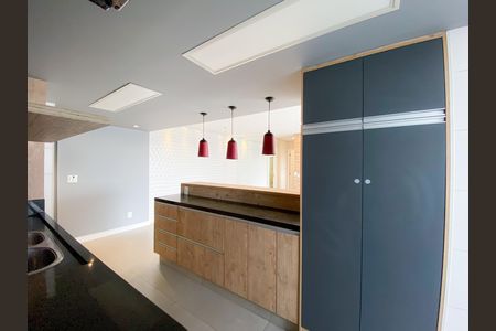 Apartamento para alugar com 83m², 2 quartos e 2 vagas Apartamento para alugar com 83m², 2 quartos e 2 vagasCozinha