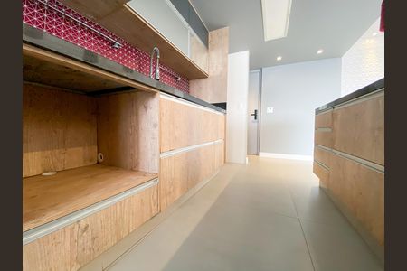 Apartamento para alugar com 83m², 2 quartos e 2 vagas Apartamento para alugar com 83m², 2 quartos e 2 vagasCozinha