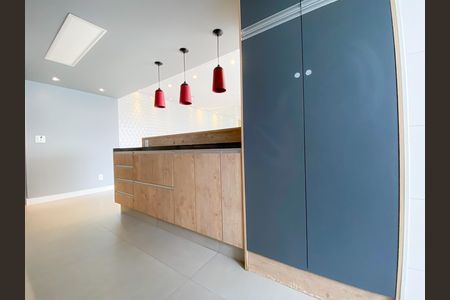 Apartamento para alugar com 83m², 2 quartos e 2 vagas Apartamento para alugar com 83m², 2 quartos e 2 vagasCozinha