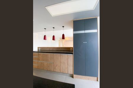 Apartamento para alugar com 83m², 2 quartos e 2 vagas Apartamento para alugar com 83m², 2 quartos e 2 vagasCozinha