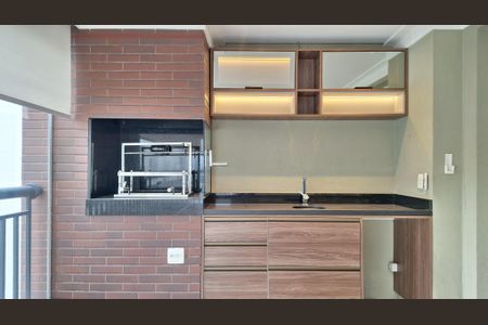 Apartamento para alugar com 168m², 4 quartos e 3 vagasVaranda