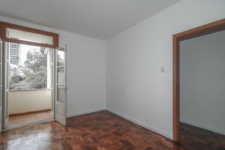 Quarto 2 de apartamento para alugar com 2 quartos, 84m² em Rio Branco, Porto Alegre