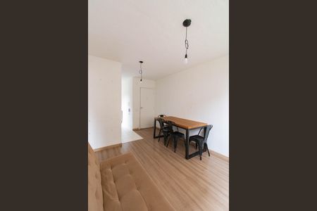 Apartamento à venda com 41m², 2 quartos e 1 vaga Apartamento à venda com 41m², 2 quartos e 1 vagaSala
