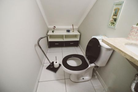 Casa à venda com 150m², 3 quartos e 3 vagas Casa à venda com 150m², 3 quartos e 3 vagasLavabo