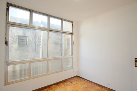Apartamento para alugar com 79m², 3 quartos e sem vagaQuarto 2