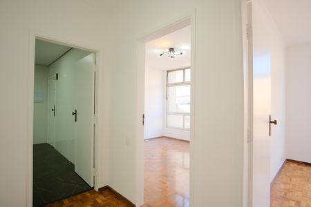 Apartamento para alugar com 79m², 3 quartos e sem vagaHall social