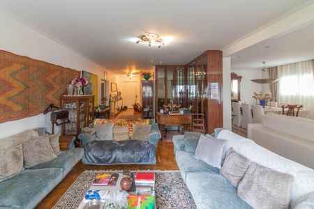 Apartamento à venda com 200m², 3 quartos e 1 vaga Apartamento à venda com 200m², 3 quartos e 1 vagaSala