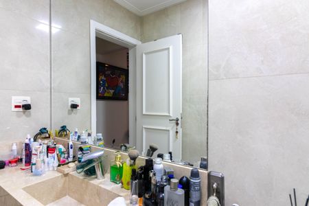 Apartamento à venda com 200m², 3 quartos e 1 vaga Apartamento à venda com 200m², 3 quartos e 1 vagaBanheiro da Suíte