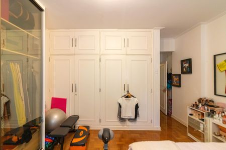 Apartamento à venda com 200m², 3 quartos e 1 vaga Apartamento à venda com 200m², 3 quartos e 1 vagaQuarto 1