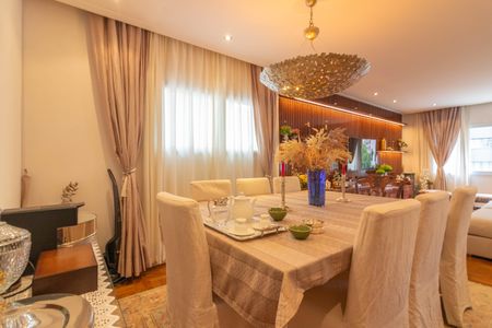 Apartamento à venda com 200m², 3 quartos e 1 vaga Apartamento à venda com 200m², 3 quartos e 1 vagaSala de Jantar