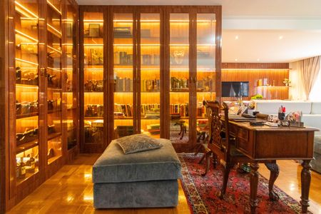 Apartamento à venda com 200m², 3 quartos e 1 vaga Apartamento à venda com 200m², 3 quartos e 1 vagaSala