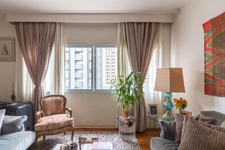 Apartamento à venda com 200m², 3 quartos e 1 vaga Apartamento à venda com 200m², 3 quartos e 1 vagaSala