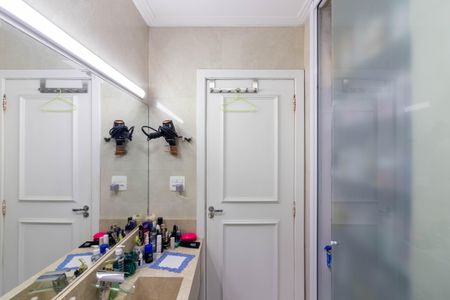 Apartamento à venda com 200m², 3 quartos e 1 vaga Apartamento à venda com 200m², 3 quartos e 1 vagaBanheiro