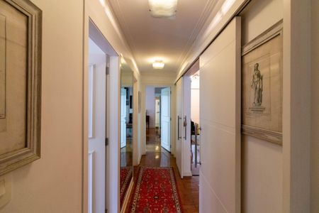 Apartamento à venda com 200m², 3 quartos e 1 vaga Apartamento à venda com 200m², 3 quartos e 1 vagaCorredor