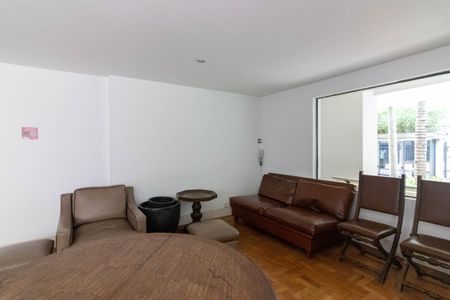 Apartamento à venda com 200m², 3 quartos e 1 vaga Apartamento à venda com 200m², 3 quartos e 1 vagaÁrea comum - Salão de festas