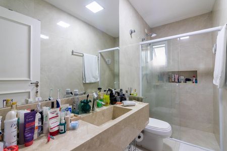 Apartamento à venda com 200m², 3 quartos e 1 vaga Apartamento à venda com 200m², 3 quartos e 1 vagaBanheiro da Suíte