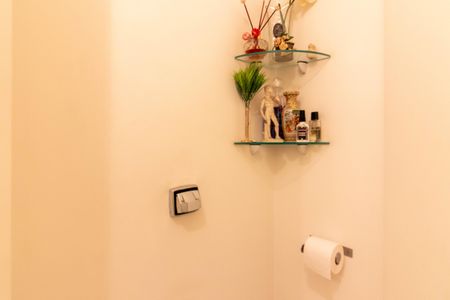 Apartamento à venda com 200m², 3 quartos e 1 vaga Apartamento à venda com 200m², 3 quartos e 1 vagaLavabo