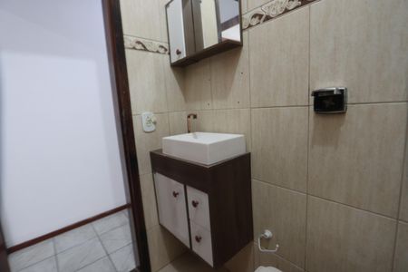 Casa à venda com 100m², 2 quartos e 1 vagaBanheiro