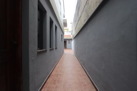Casa à venda com 100m², 2 quartos e 1 vagaCorredor Lateral