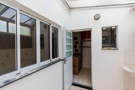 Apartamento para alugar com 56m², 2 quartos e 1 vagaÁrea de Serviço