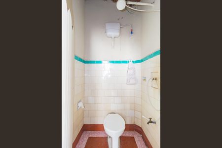 Casa à venda com 210m², 3 quartos e 4 vagas Casa à venda com 210m², 3 quartos e 4 vagasBanheiro de Serviço