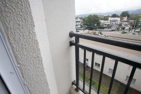 Apartamento para alugar com 45m², 2 quartos e 1 vaga Apartamento para alugar com 45m², 2 quartos e 1 vagaSacada/Sala