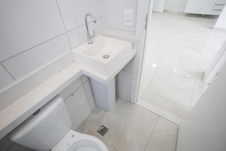 Apartamento para alugar com 45m², 2 quartos e 1 vaga Apartamento para alugar com 45m², 2 quartos e 1 vagaBanheiro