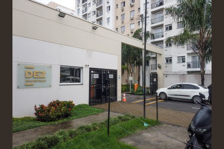 Apartamento para alugar com 45m², 2 quartos e 1 vaga Apartamento para alugar com 45m², 2 quartos e 1 vagaFachada