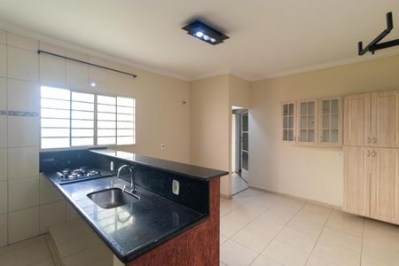 Cozinha de casa para alugar com 3 quartos, 130m² em Jardim do Vovô, Campinas