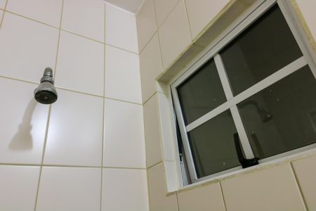 Casa de condomínio à venda com 94m², 3 quartos e 2 vagasBanheiro Social