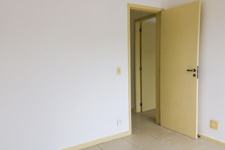 Casa de condomínio à venda com 94m², 3 quartos e 2 vagasQuarto 2