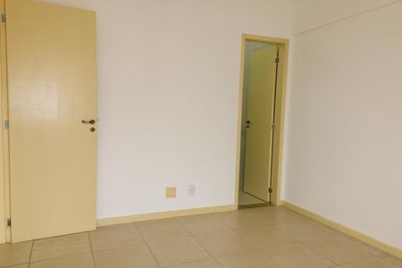 Casa de condomínio à venda com 94m², 3 quartos e 2 vagasQuarto Suíte