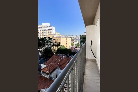 Studio para alugar com 20m², 1 quarto e sem vaga Studio para alugar com 20m², 1 quarto e sem vagaVaranda do Studio