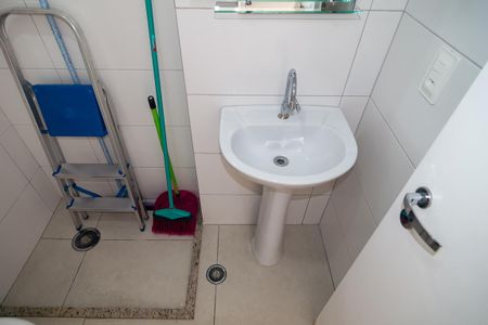 Studio para alugar com 20m², 1 quarto e sem vaga Studio para alugar com 20m², 1 quarto e sem vagaBanheiro social