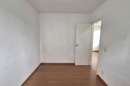 Quarto de apartamento para alugar com 2 quartos, 54m² em Mantiquira, Duque de Caxias
