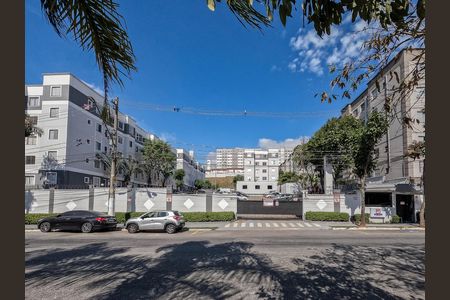 Fachada de apartamento para alugar com 1 quarto, 48m² em Estância Jaraguá, São Paulo