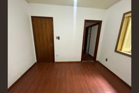 Casa à venda com 100m², 3 quartos e sem vagaSuíte