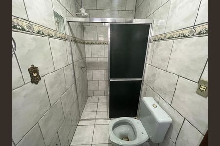 Casa à venda com 100m², 3 quartos e sem vagaBanheiro da Suíte
