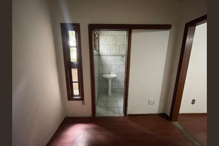 Casa à venda com 100m², 3 quartos e sem vagaCloset da suíte